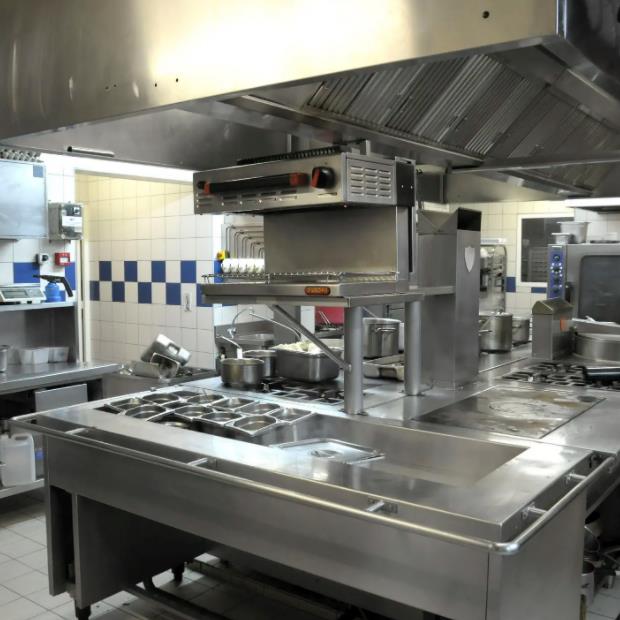 不銹鋼廚房設(shè)備應(yīng)用